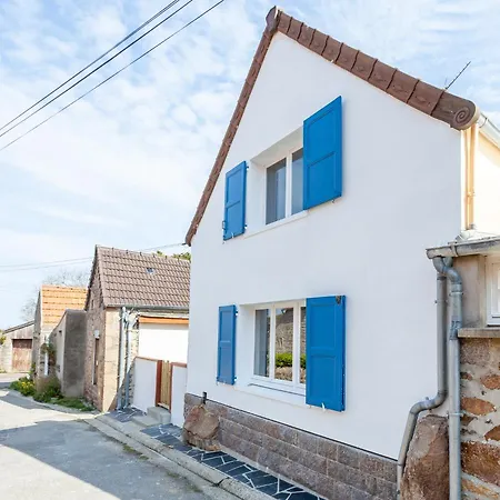 Lovely Normandy Guest House Apartment Fermanville
