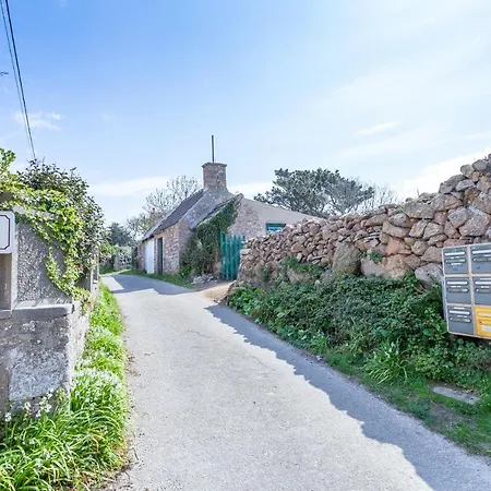 Lovely Normandy Guest House Apartment *